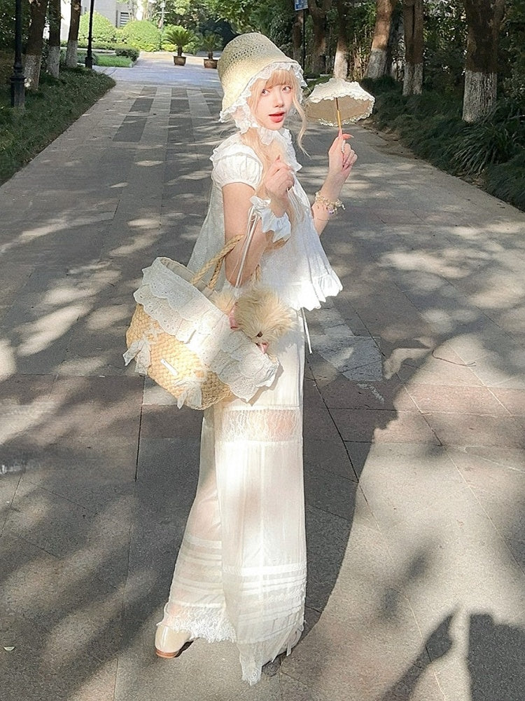 Bluse mit besticktem Besatz, weiße Dollcore-Blumenschleife mit Rüschen