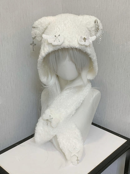 Bonnet en peluche avec oreilles d'ours croisées noires et blanches et écharpe en peluche avec os