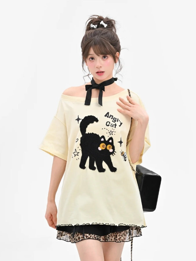 White/Beige Cat Pattern Lettuce Hem T-Shirt