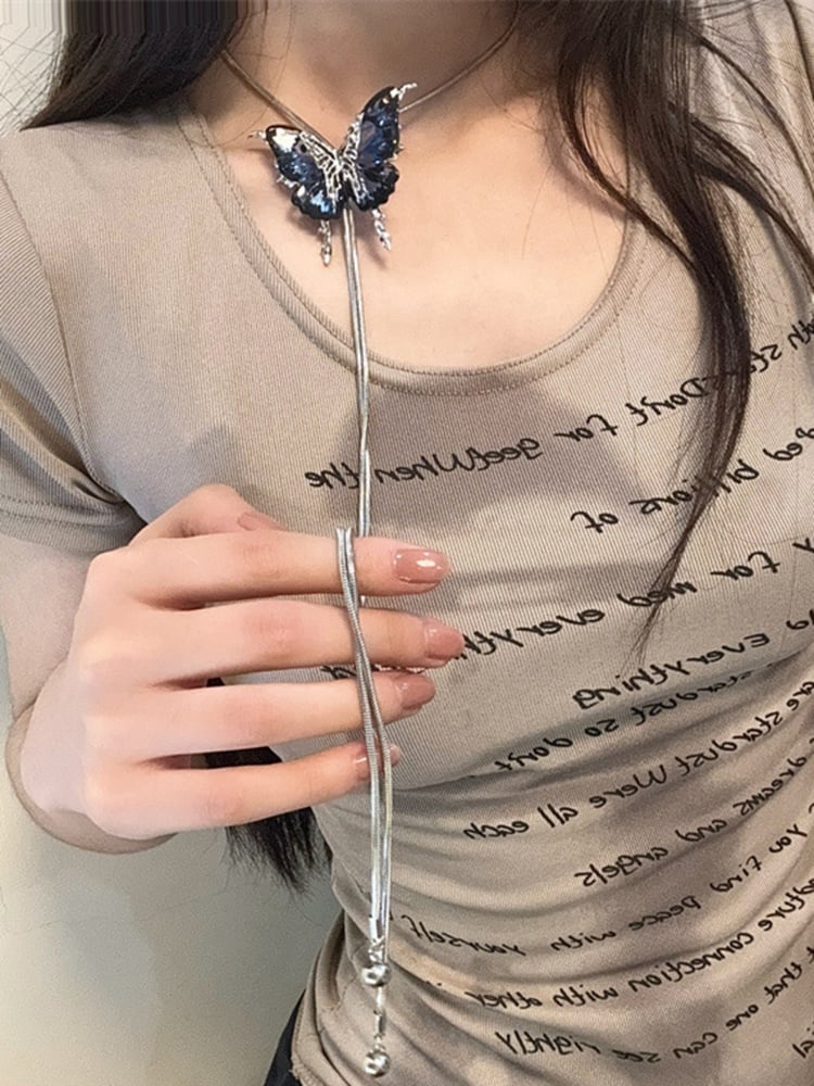 Collier Y2K avec cordon de serrage et strass papillon rouge rose/bleu foncé