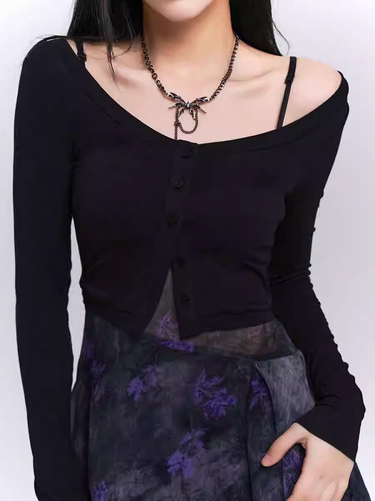 Black Slim-fitting Knitted Cropped Cardigan