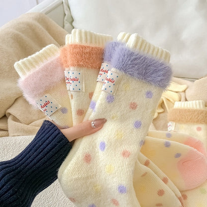 Creamy Yellow Cute Polka-dot Pattern Calf Socks