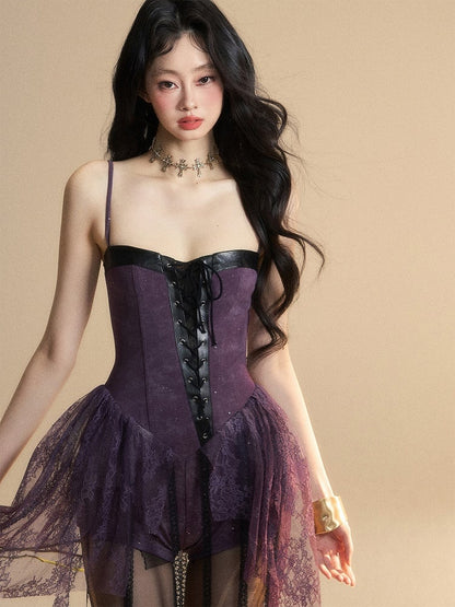 Saum Slip Kleid vorne asymmetrische Spitze Detail Shorts lila Basken Taille Schnürung mit glamourösen