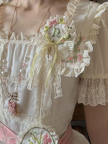 Lace Trim Embroidery Floral Brooch