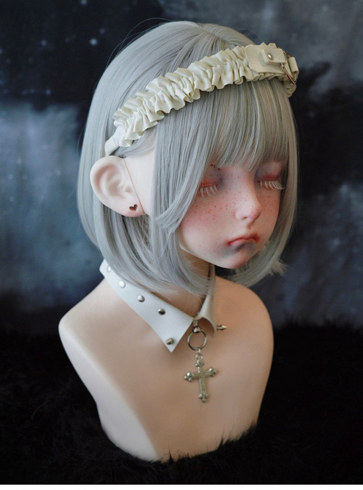 White Gothic Handmade Heart-shaped Ring Ruffled KC