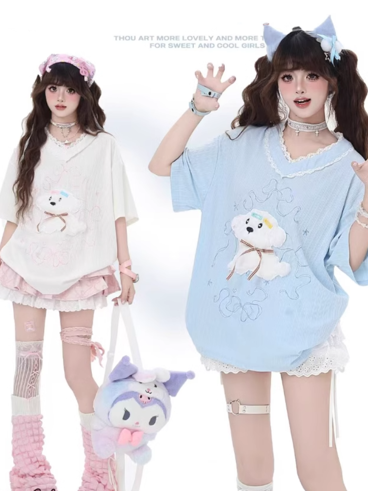 V-Neck Plush Puppy Applique Trim Loose T-Shirt Beige/Light Blue Lace