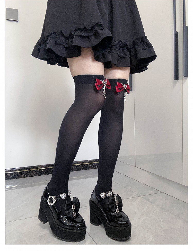 Akzente Gothic über Jirai Rote Strümpfe Bowknot Version Metal Snake Kei Normal/Lang Knie