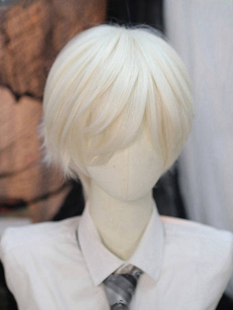 Perruque courte Ouji blanc laiteux 25 cm