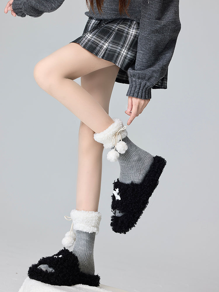 Chaussettes tricotées en polaire Lolita avec pompons