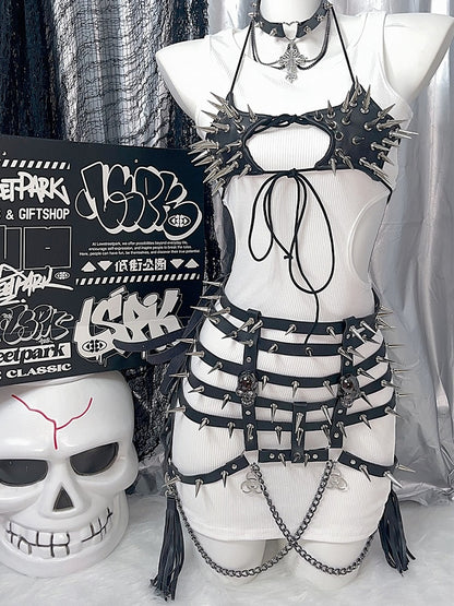 Charm Quasten Taille und Gürtel Nieten Schwarzes Skelett Y2K Verziert