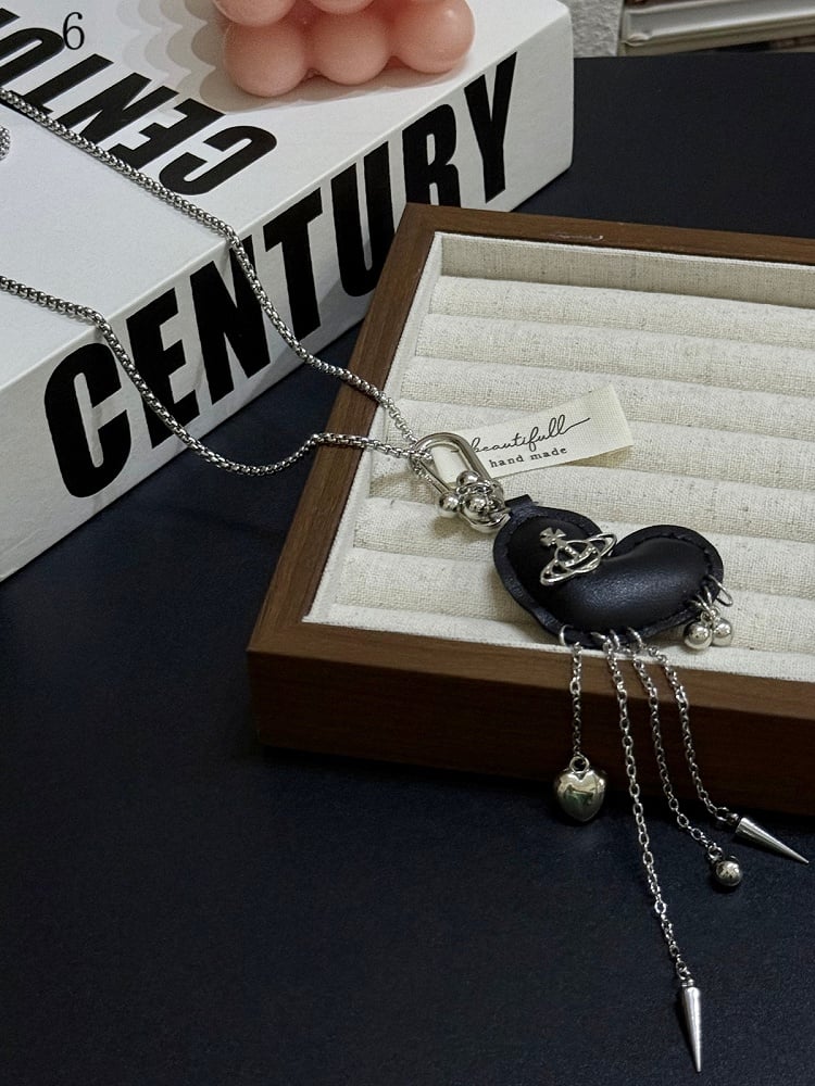 Options 11 Pendant Necklace Y2K Heart