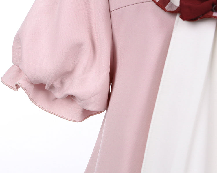 Robe rose clair à col Peter Pan et oreilles de lapin