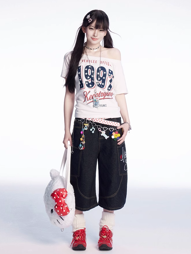White Neck Vintage Round Asymmetrical Neckline Number Print