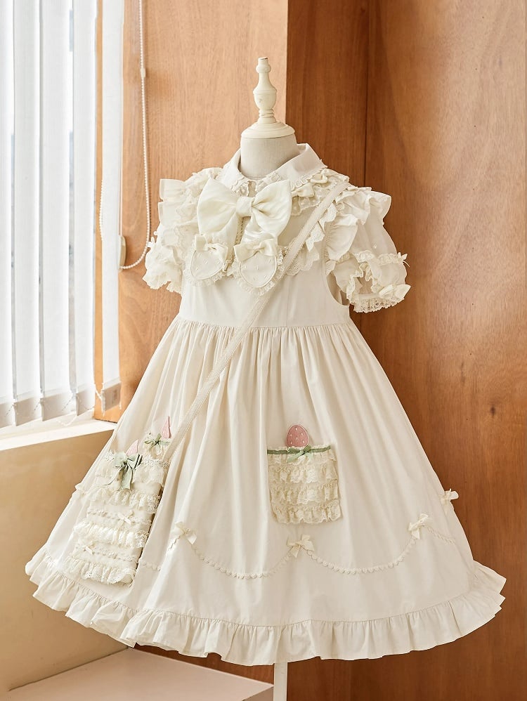 Robe longue beige en coton à taille haute et appliques de fraises
