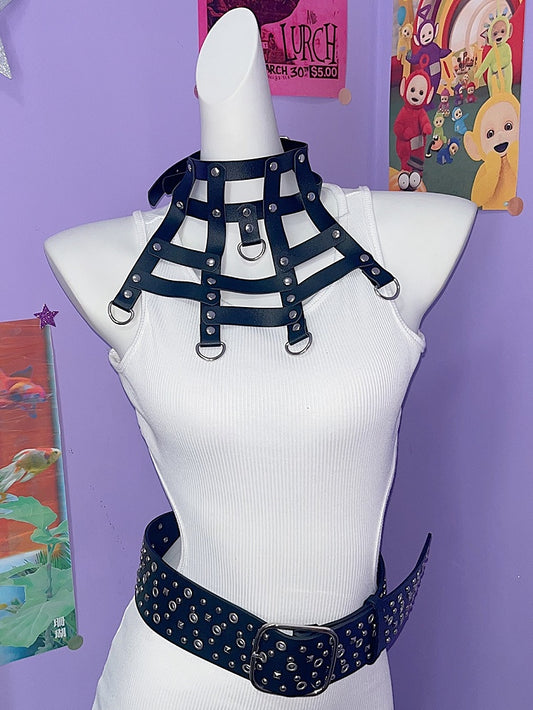 Design Schwarzer Punk Choker Spinnennetzförmige Nieten