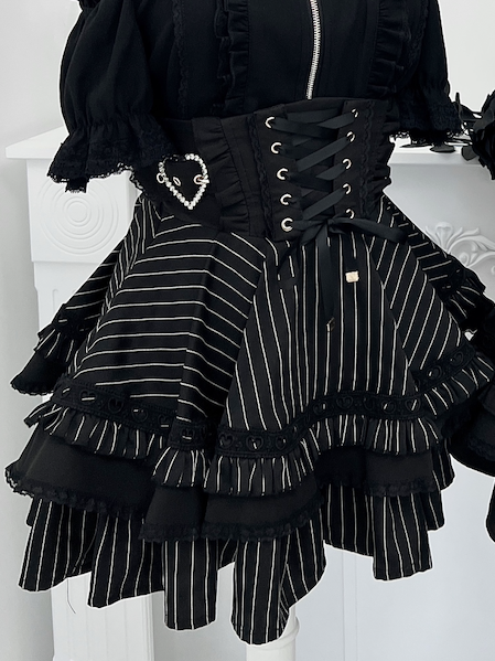 Striped Black Back and Tiered Skirt Jirai Kei Heart Buckles Lace-up Front