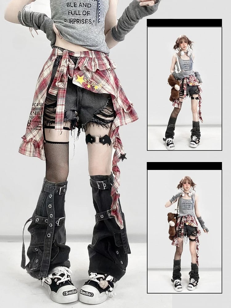 Design Distressed Bittersweet Y2K Rote Löcher + Bein-Accessoire-Stulpen Schwarze karierte Shorts