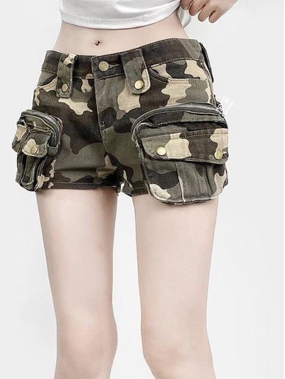 Glamorous Camo Bittersweet Green Shorts Muster