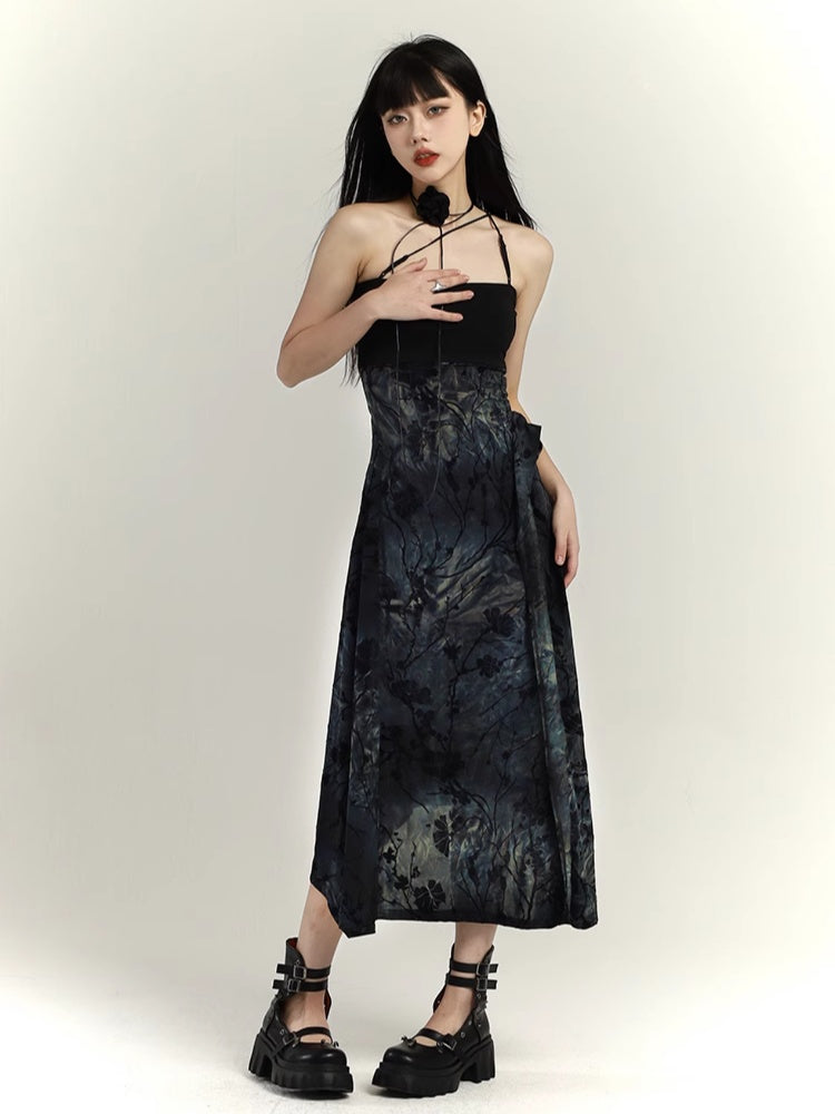 Robe caraco ajustée noire tie-dye