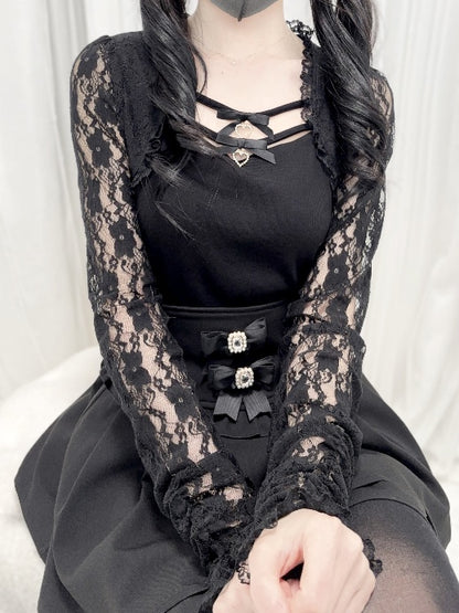 Jirai Kei Black/White Bowknots Neckline Lace Sleeves Top