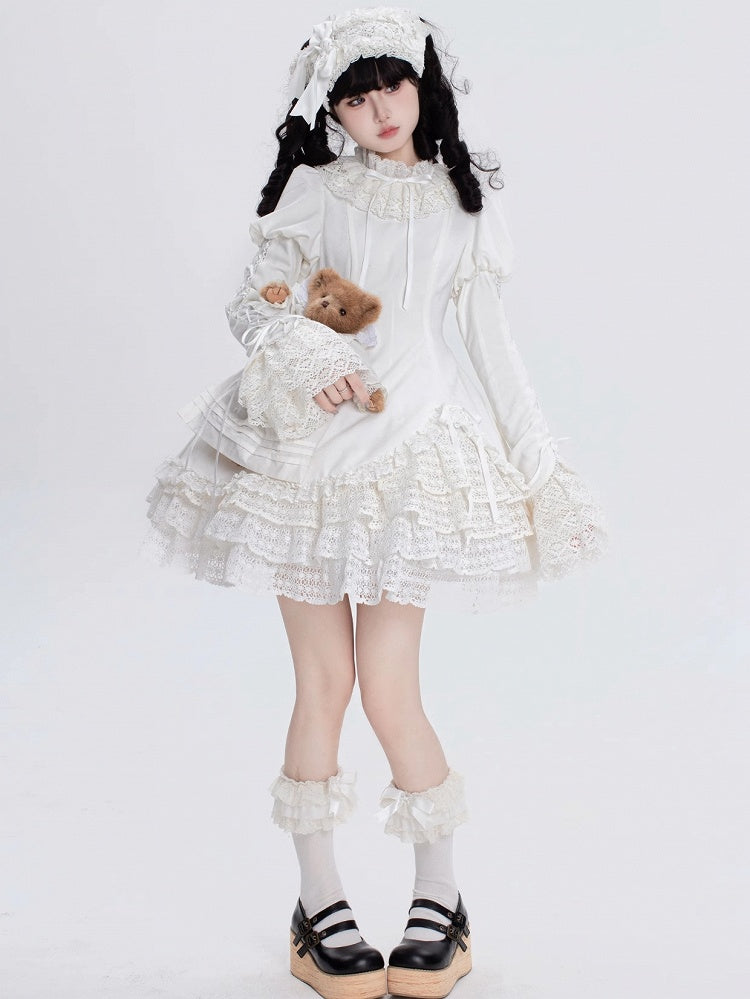 Robe Lolita Shiro à manches longues et col à volants entièrement blanche
