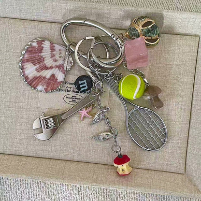 Porte-clés coquillage de tennis multi-éléments Y2K