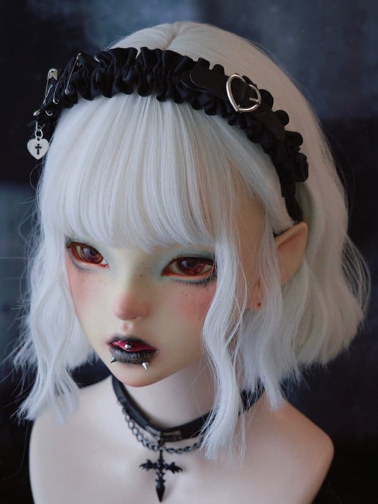 Design Rüschen verziert Herz schwarz Schnalle Trim KC Pins Gothic