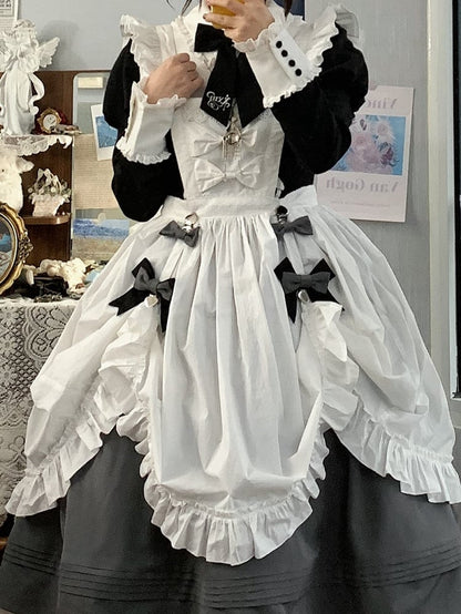 Pince à robe avec nœud papillon noir et gris