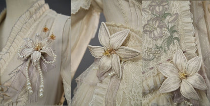 ブルー/パープル/グレーのビーズディテールのユリのブローチ