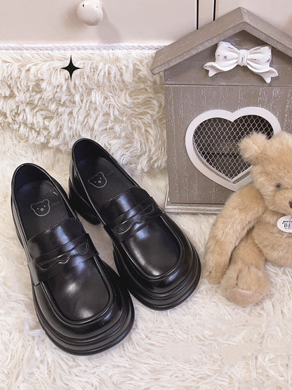 Toe JK Round Slipons Schwarz