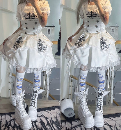 Weiße Schnürstiefel im Goth-Fledermaus-Plateau-Design mit Flügeln