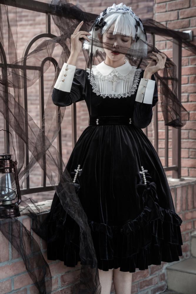 Black and White Elegant Juliette Sleeves Nun Lolita Dress