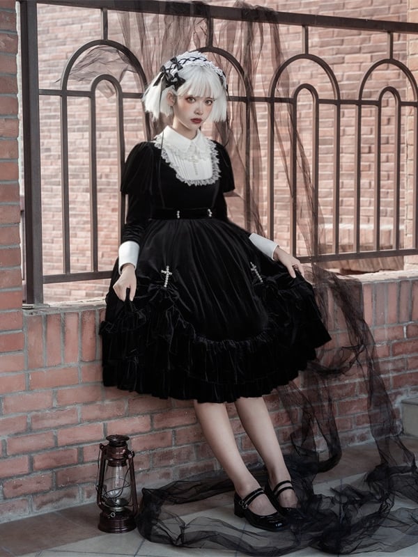 Black and White Elegant Juliette Sleeves Nun Lolita Dress