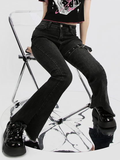 Jeans on Buckle Thigh Flared