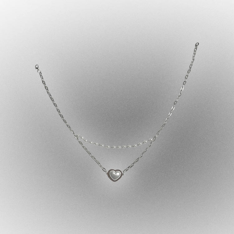 Heart Pendant Pearls Necklace